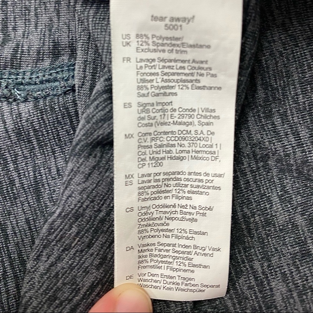 SOLD! Brooks Dash 1/2 Zip Pullover Running Athletic Top - Picture 10 of 11